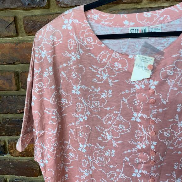 NWT Stefano Pink Floral Short Sleeve Button Up Top w/ Shoulder Pads Size 22/24W - Picture 2 of 5